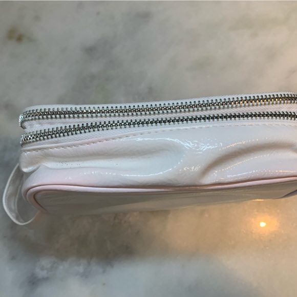 BAREMinerals / ESCENTUALS Make-up Case - Picture 4 of 8